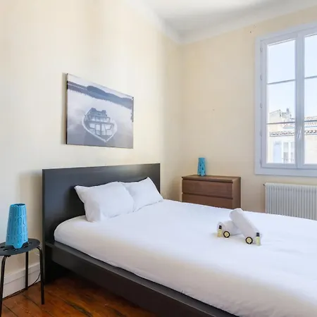 Guestready - Duplex Lumineux Et Spacieux, 7 Personnes Bordeaux